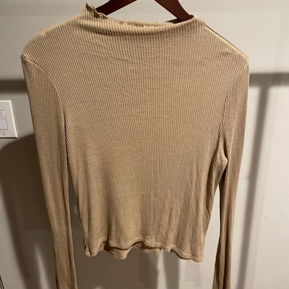 Topshop Fitch Ruffled Top - Picture 2 of 3